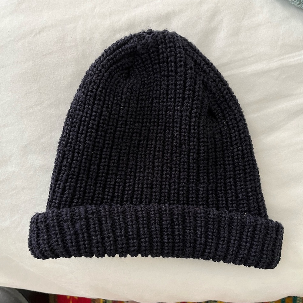 Dark blue beanie